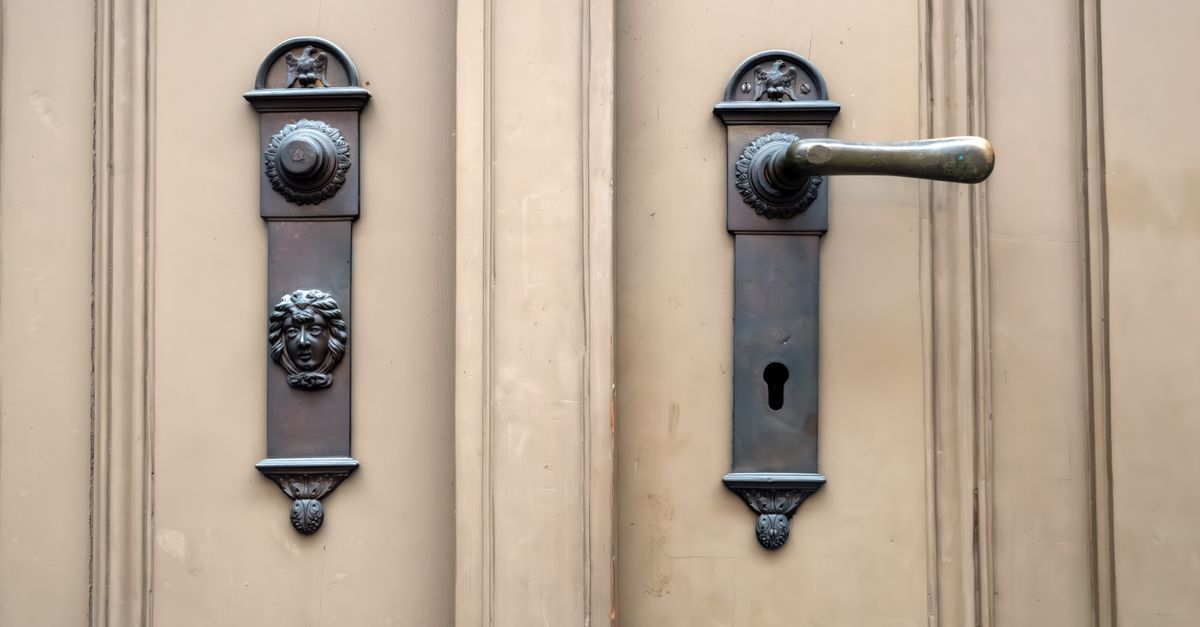 Door Knob Lock vs. Deadbolt: What Actually Secures an NYC Apartment — King Locksmith NYC